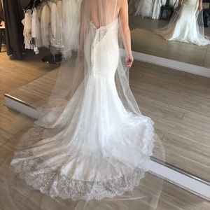 Low back lace wedding dress